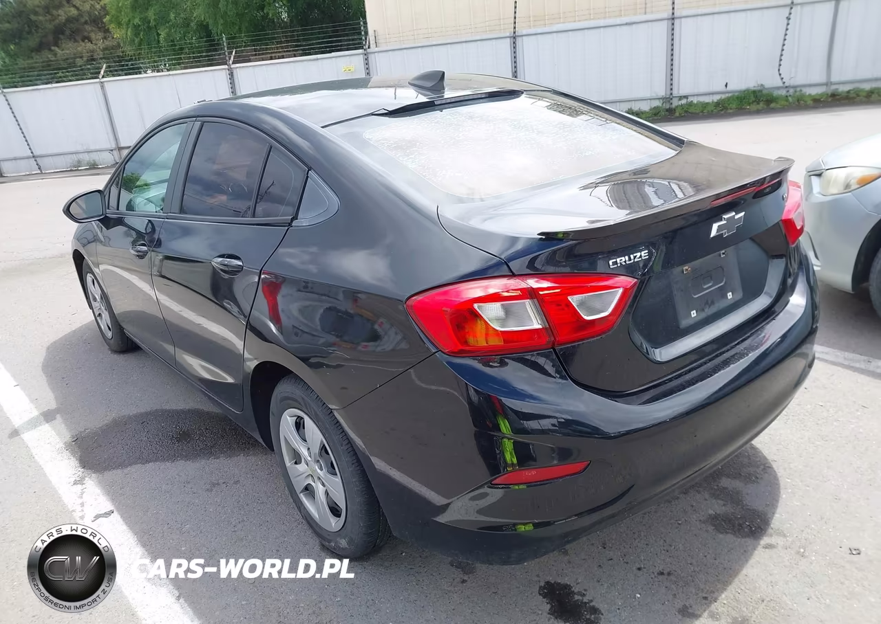2017 Chevrolet Cruze Ls Auto VIN:1G1BC5SM7H7162166 - 3