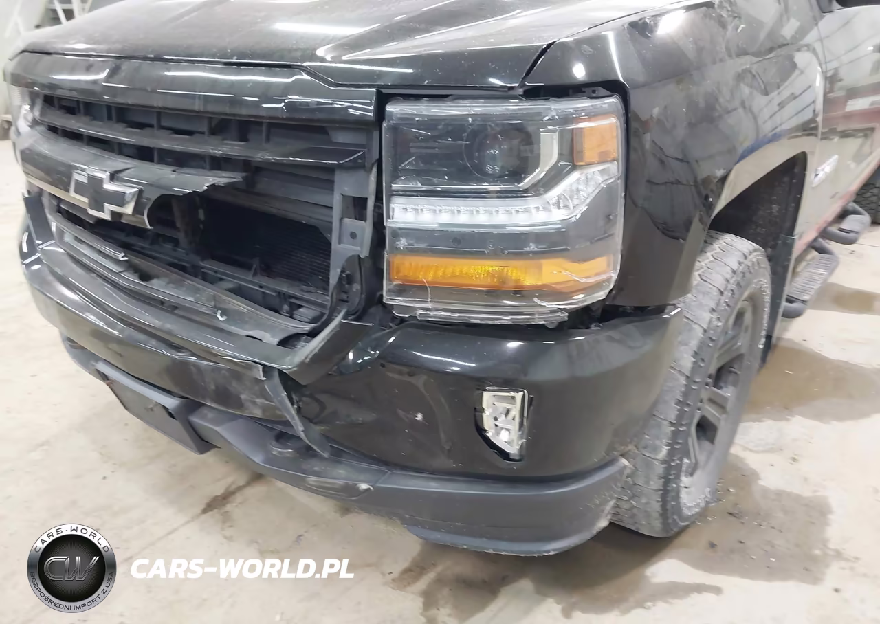2018 Chevrolet Silverado 1500 2Lt VIN:1GCVKREC1JZ244938 - 17