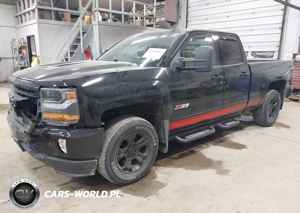 2018 Chevrolet Silverado 1500 2Lt VIN:1GCVKREC1JZ244938 - 2