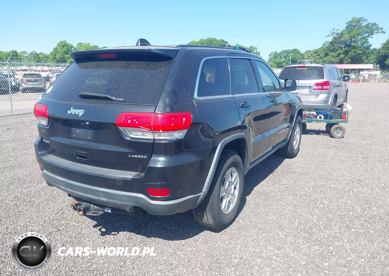 2014 Jeep Grand Cherokee Laredo VIN:1C4RJFAG9EC301925 - 4