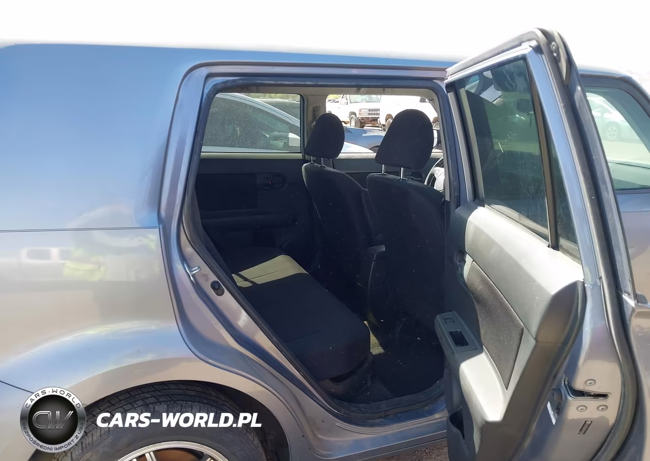 2009 Scion Xb VIN:JTLKE50EX91091096 - 8