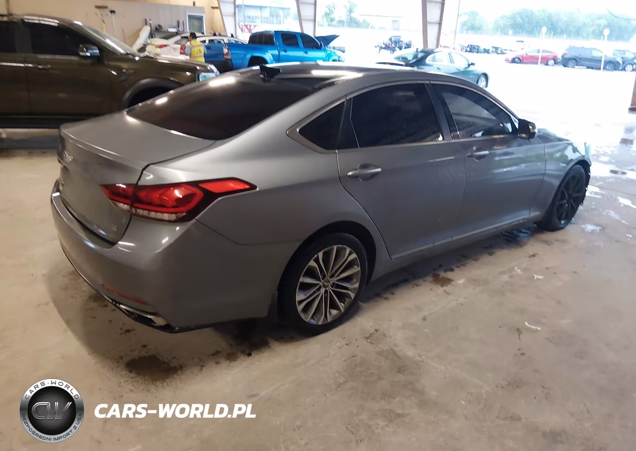 2015 Hyundai Genesis 3.8 VIN:KMHGN4JE4FU071409 - 4