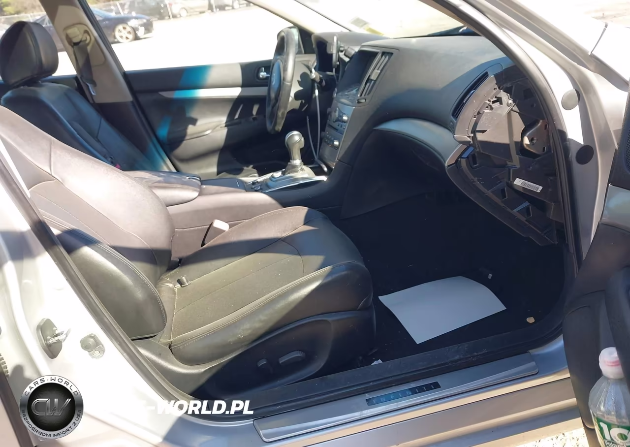 2015 Infiniti Q40 VIN:JN1CV6AR0FM520377 - 5
