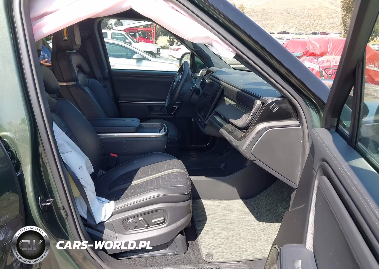 2023 Rivian R1S Adventure VIN:7PDSGABA1PN020926 - 5