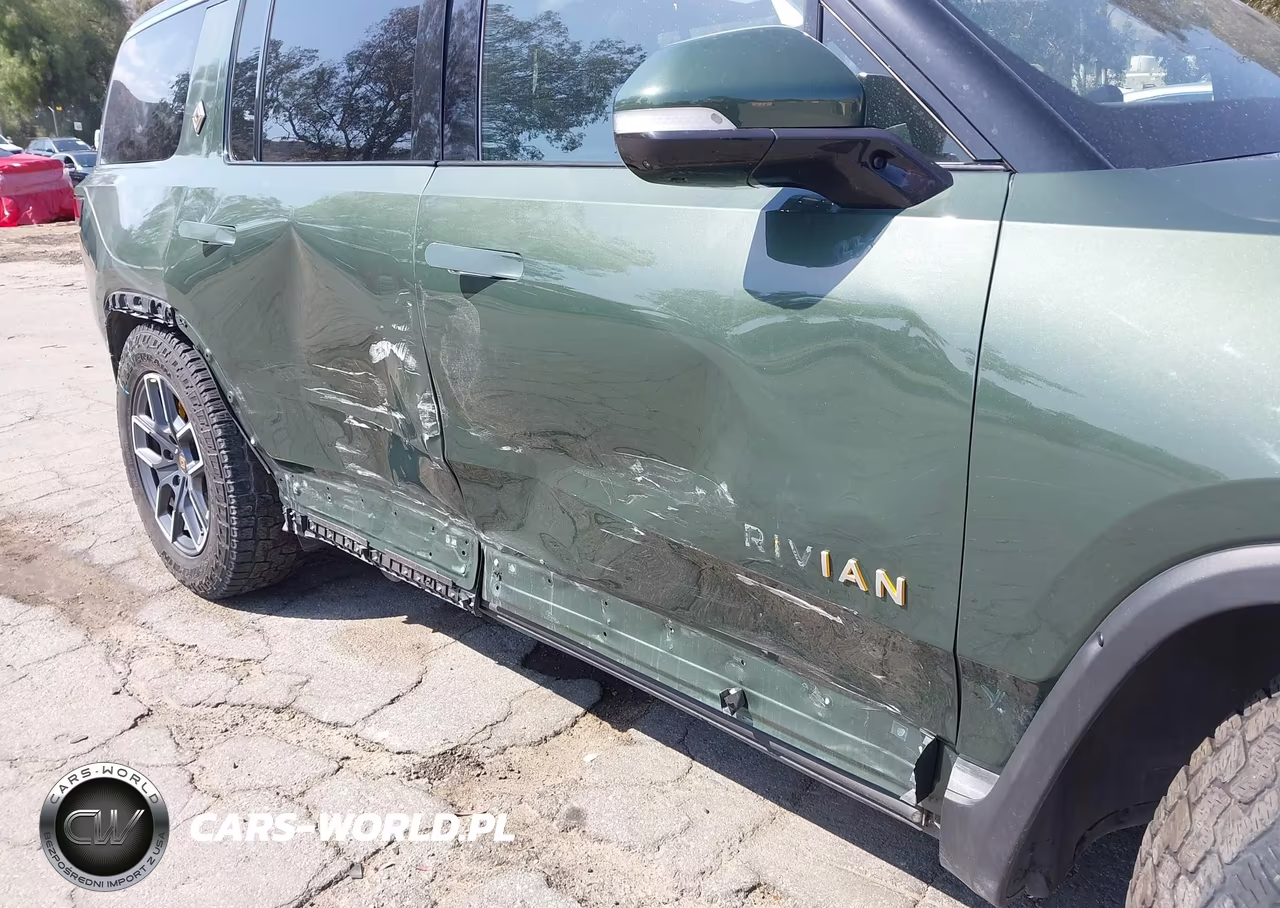 2023 Rivian R1S Adventure VIN:7PDSGABA1PN020926 - 6
