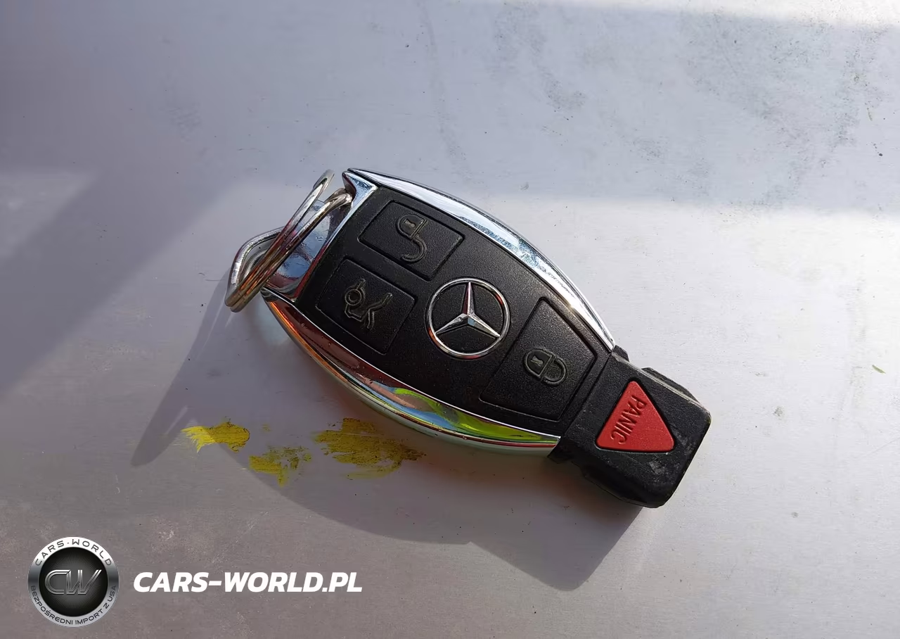 2011 Mercedes-Benz E 350 4Matic VIN:WDDHF8HB2BA317657 - 11