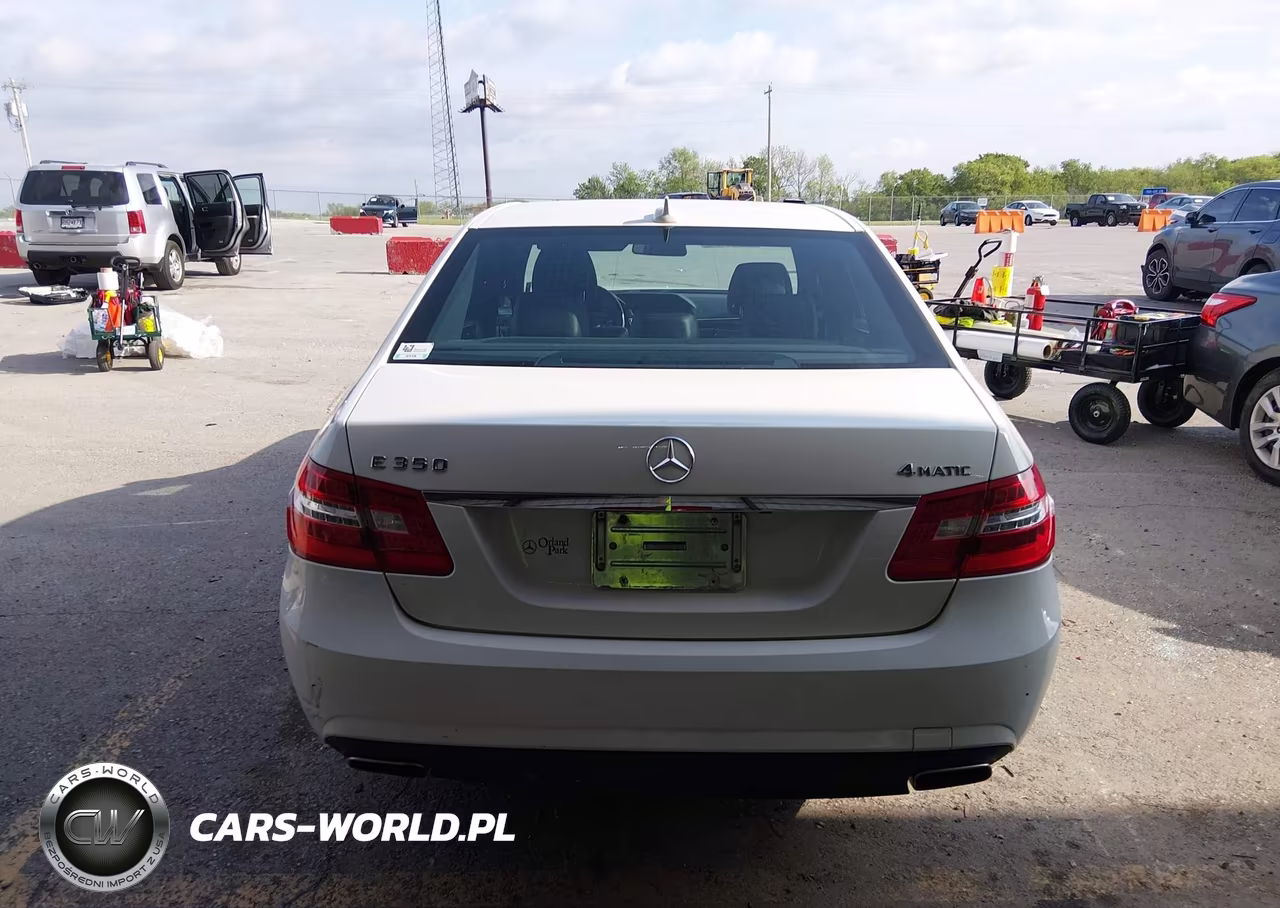 2011 Mercedes-Benz E 350 4Matic VIN:WDDHF8HB2BA317657 - 17