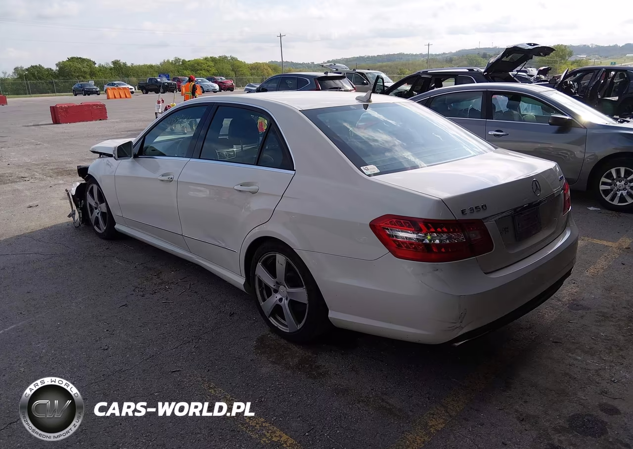 2011 Mercedes-Benz E 350 4Matic VIN:WDDHF8HB2BA317657 - 3