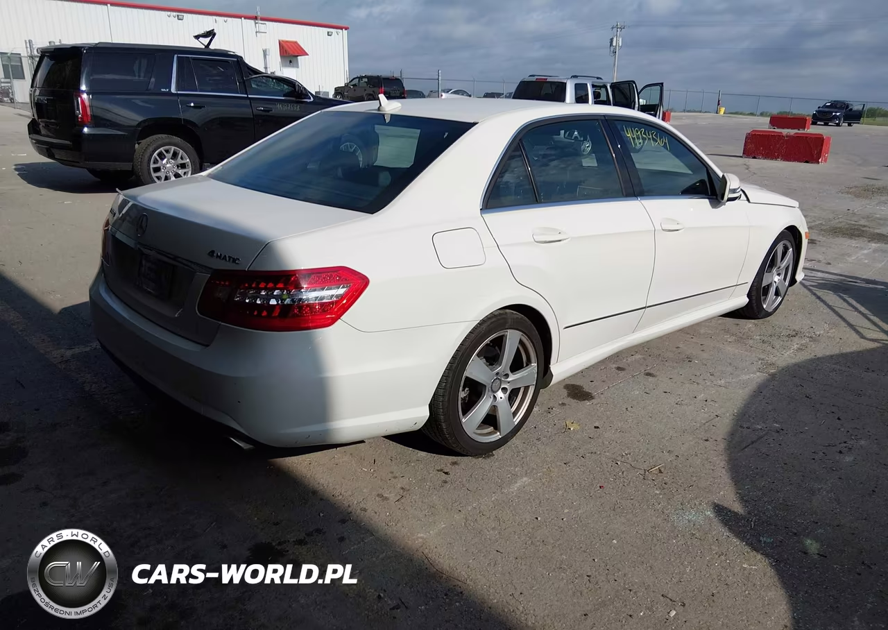2011 Mercedes-Benz E 350 4Matic VIN:WDDHF8HB2BA317657 - 4