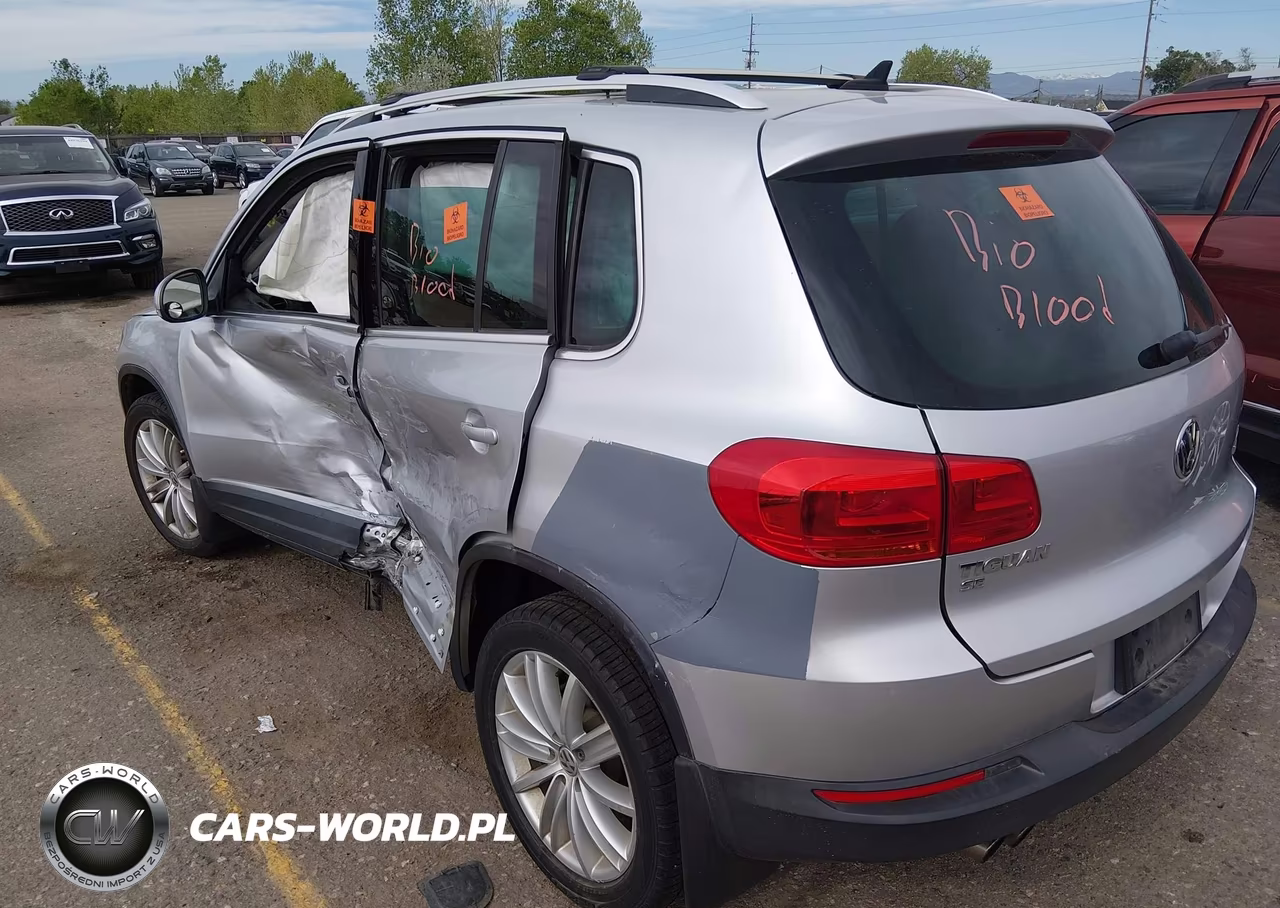 2016 Volkswagen Tiguan Se VIN:WVGBV7AX6GW586625 - 3