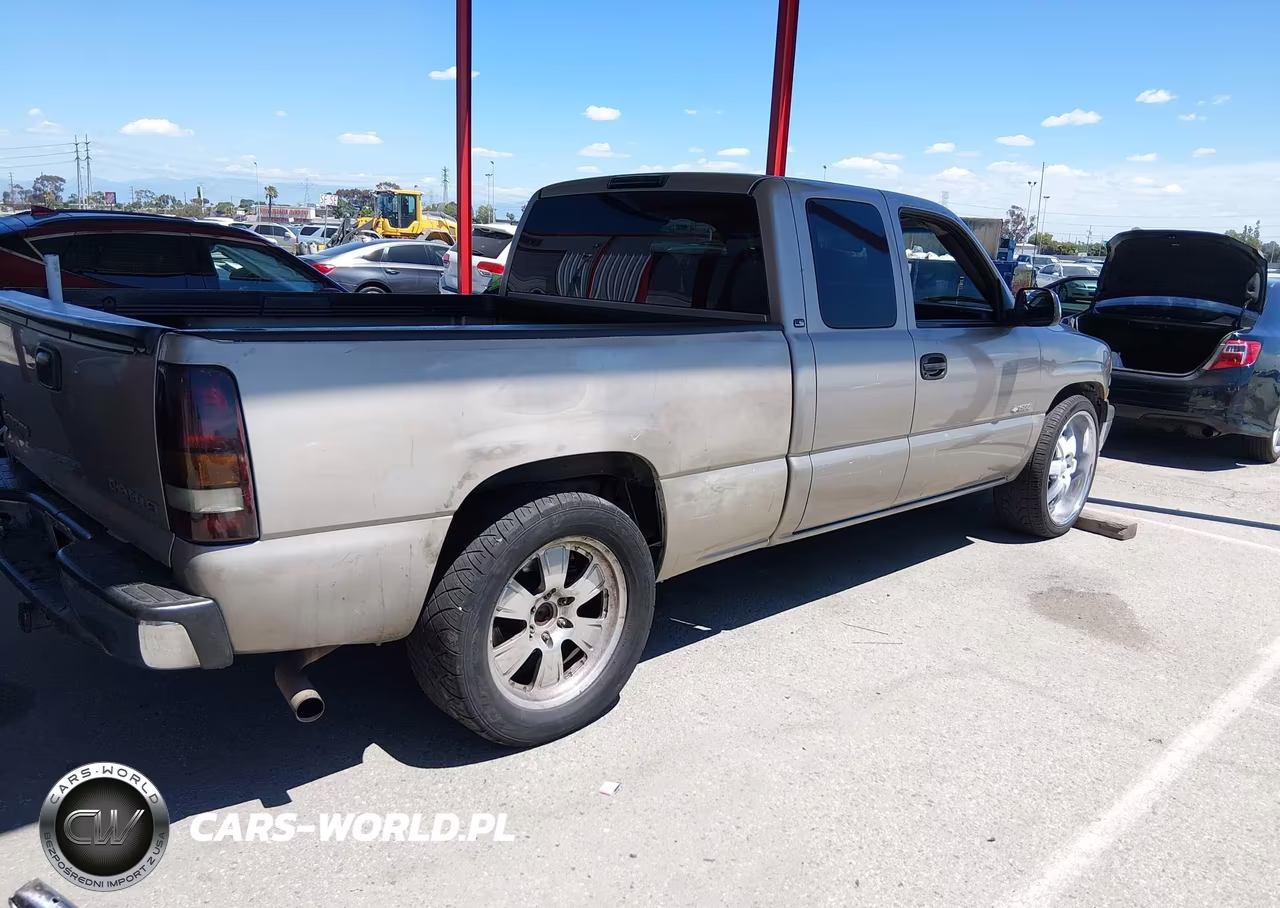 2002 Chevrolet Silverado 1500 Ls VIN:2GCEC19V521389212 - 4
