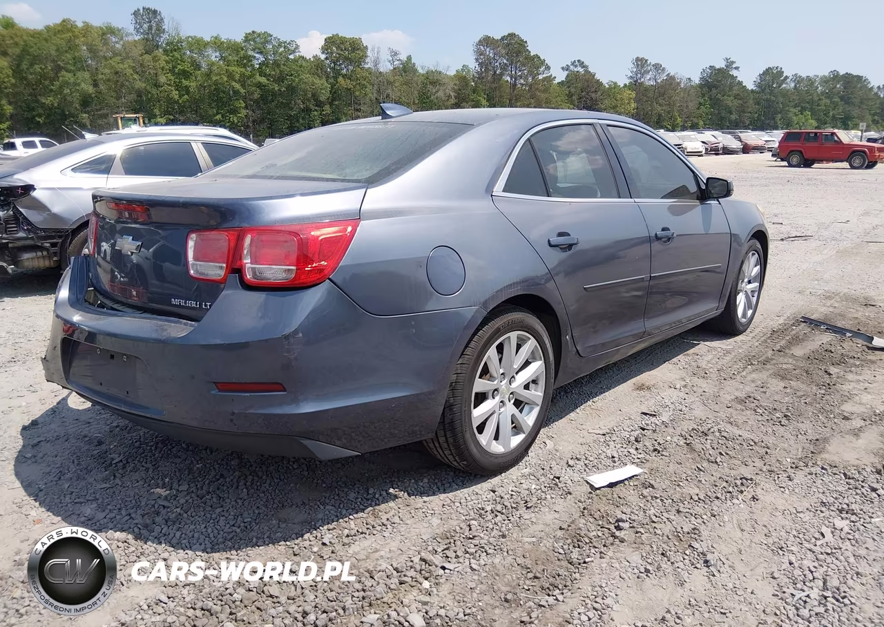 2015 Chevrolet Malibu 2Lt VIN:1G11D5SL6FF289932 - 4