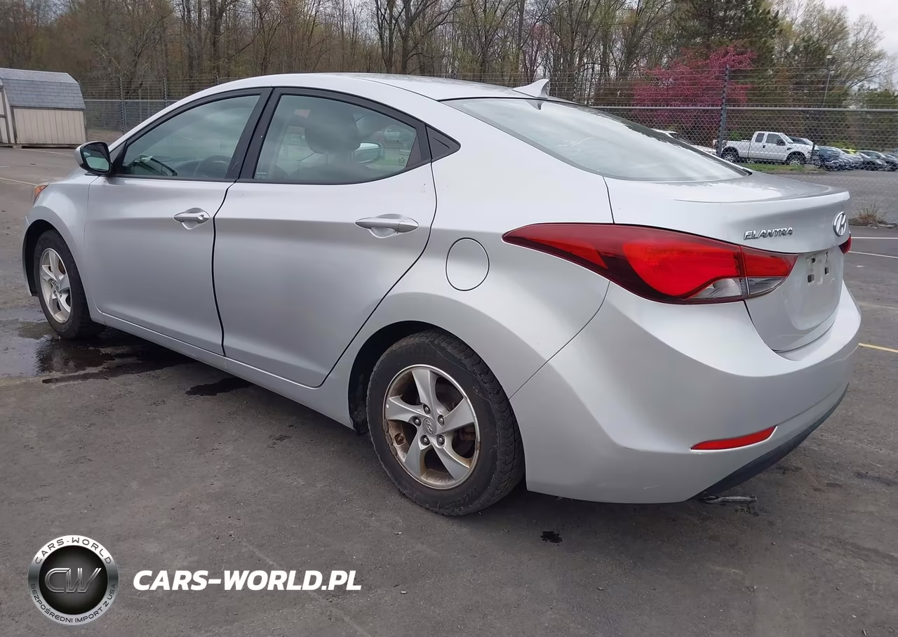 2015 Hyundai Elantra Se VIN:5NPDH4AE7FH559116 - 3