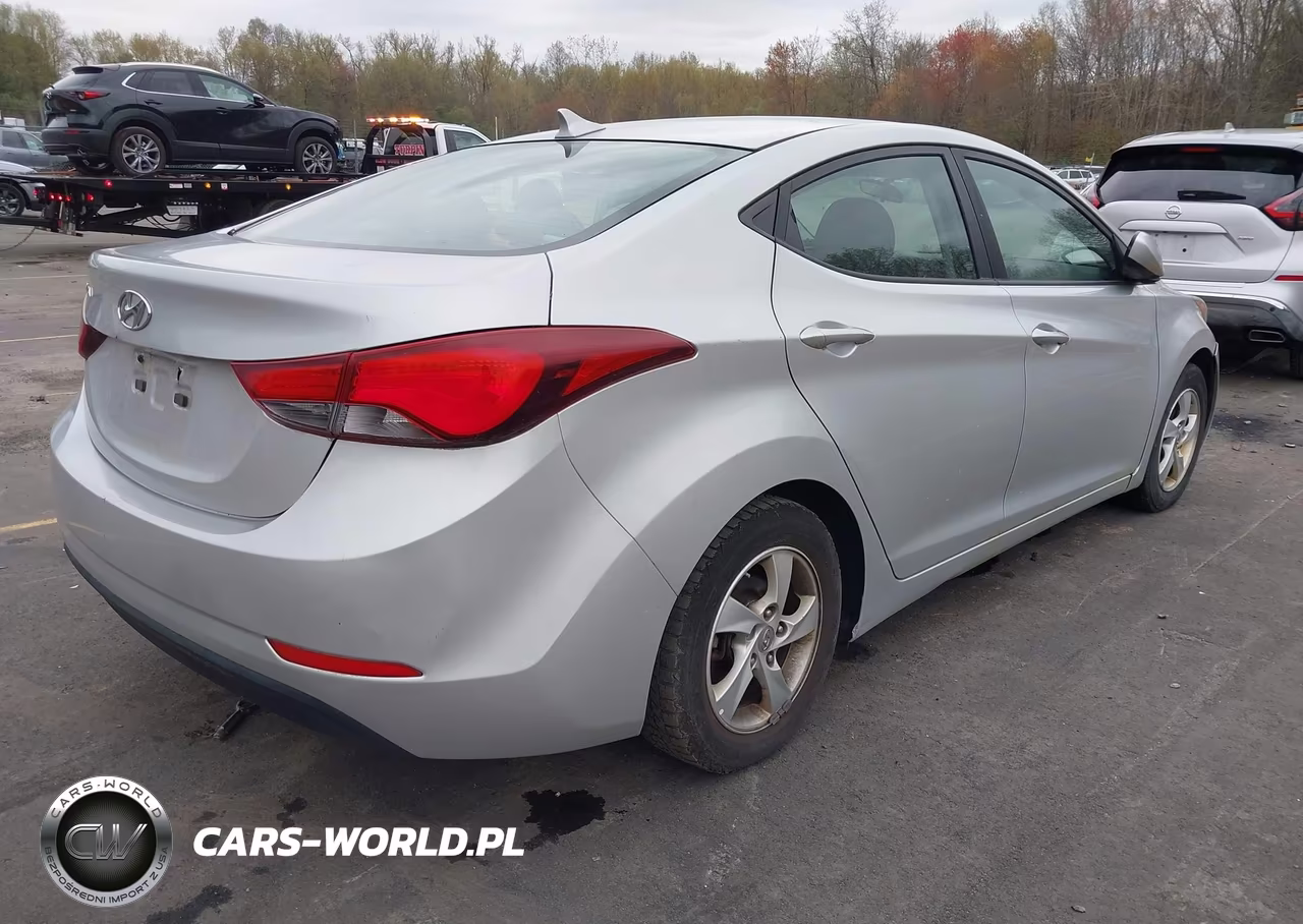 2015 Hyundai Elantra Se VIN:5NPDH4AE7FH559116 - 4