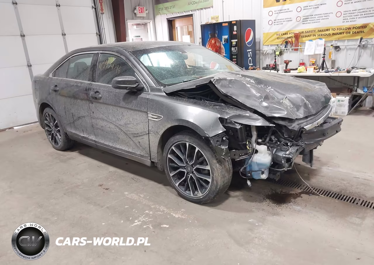 2018 Ford Taurus Sel