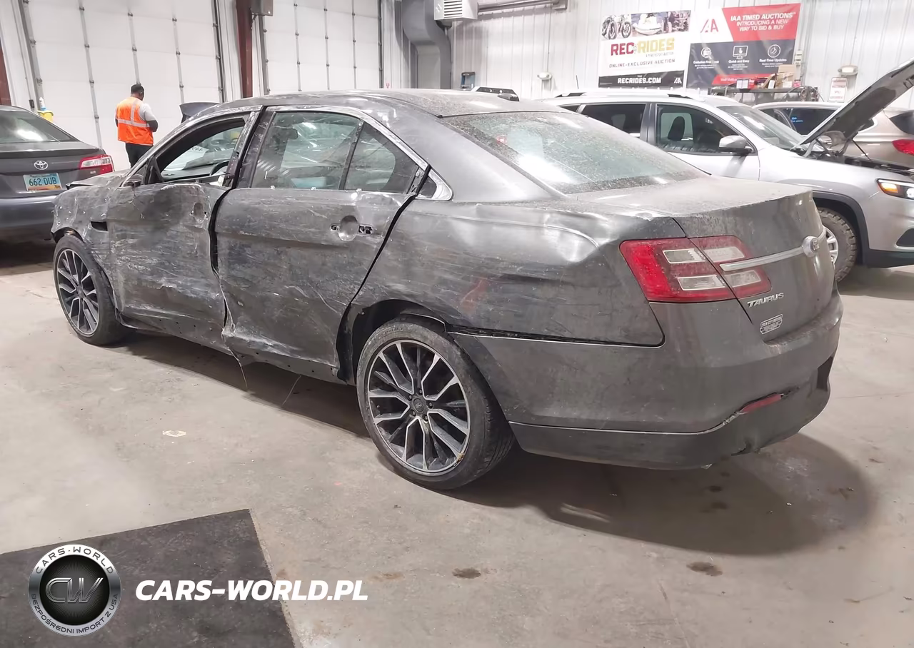 2018 Ford Taurus Sel VIN:1FAHP2H89JG140793 - 3