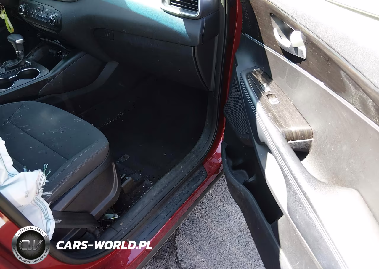 2019 Kia Sorento 2.4L Lx VIN:5XYPGDA35KG534571 - 5