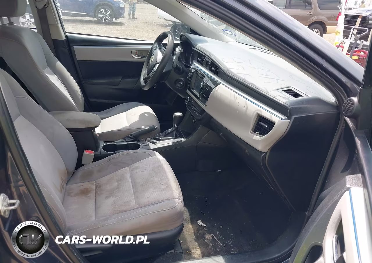 2015 Toyota Corolla Le VIN:5YFBURHE4FP254567 - 5