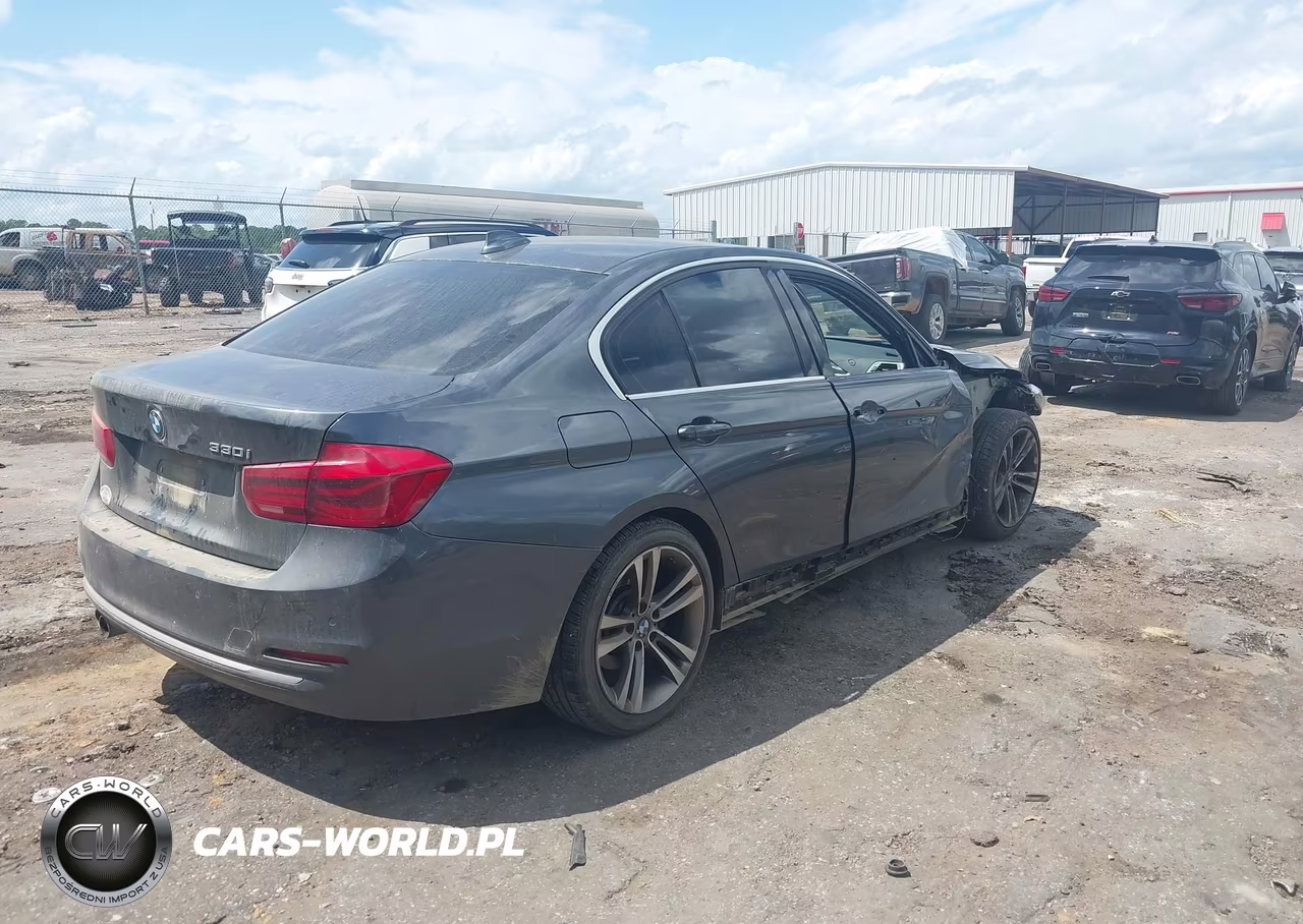 2018 BMW 330I VIN:WBA8B9C58JEE80768 - 4