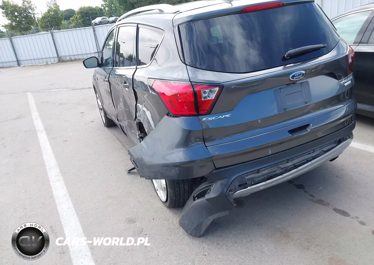 2019 Ford Escape Titanium VIN:1FMCU0J94KUB62803 - 14