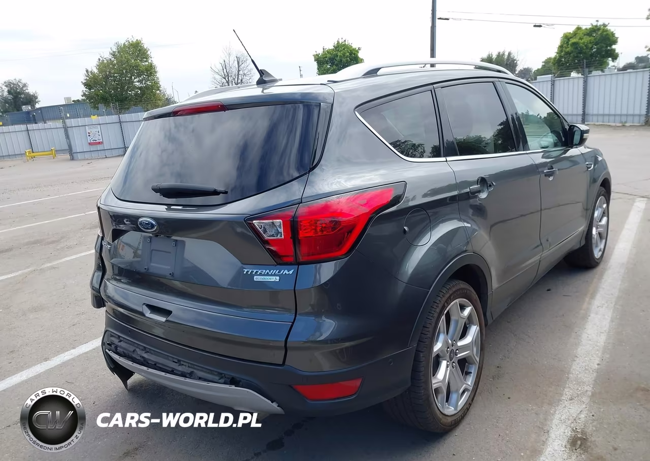 2019 Ford Escape Titanium VIN:1FMCU0J94KUB62803 - 4