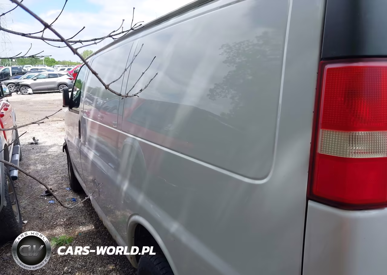 2012 Chevrolet Express 1500 Work Van VIN:1GCSHAF48C1139633 - 3