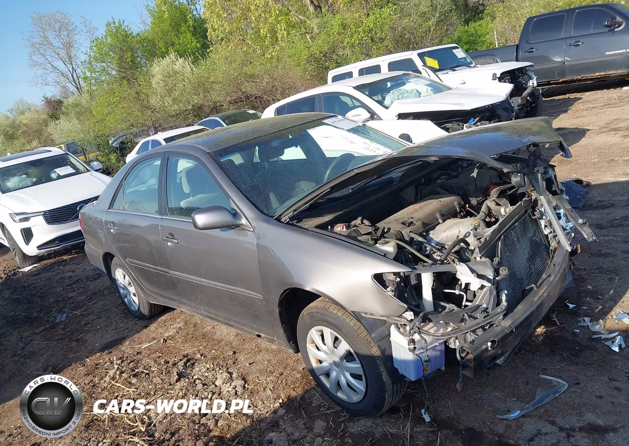 2005 Toyota Camry Le