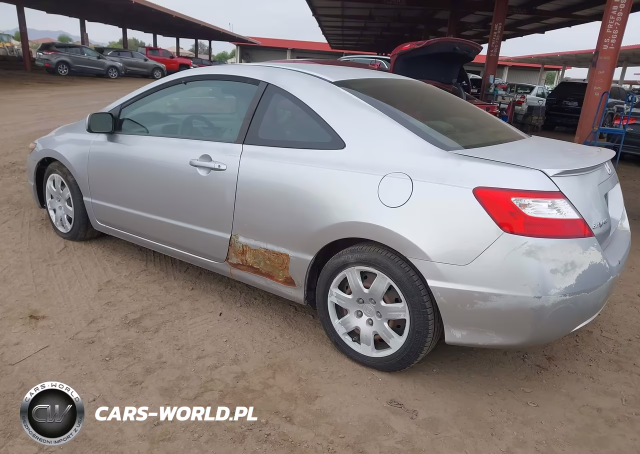 2008 Honda Civic Lx VIN:2HGFG12628H526555 - 3