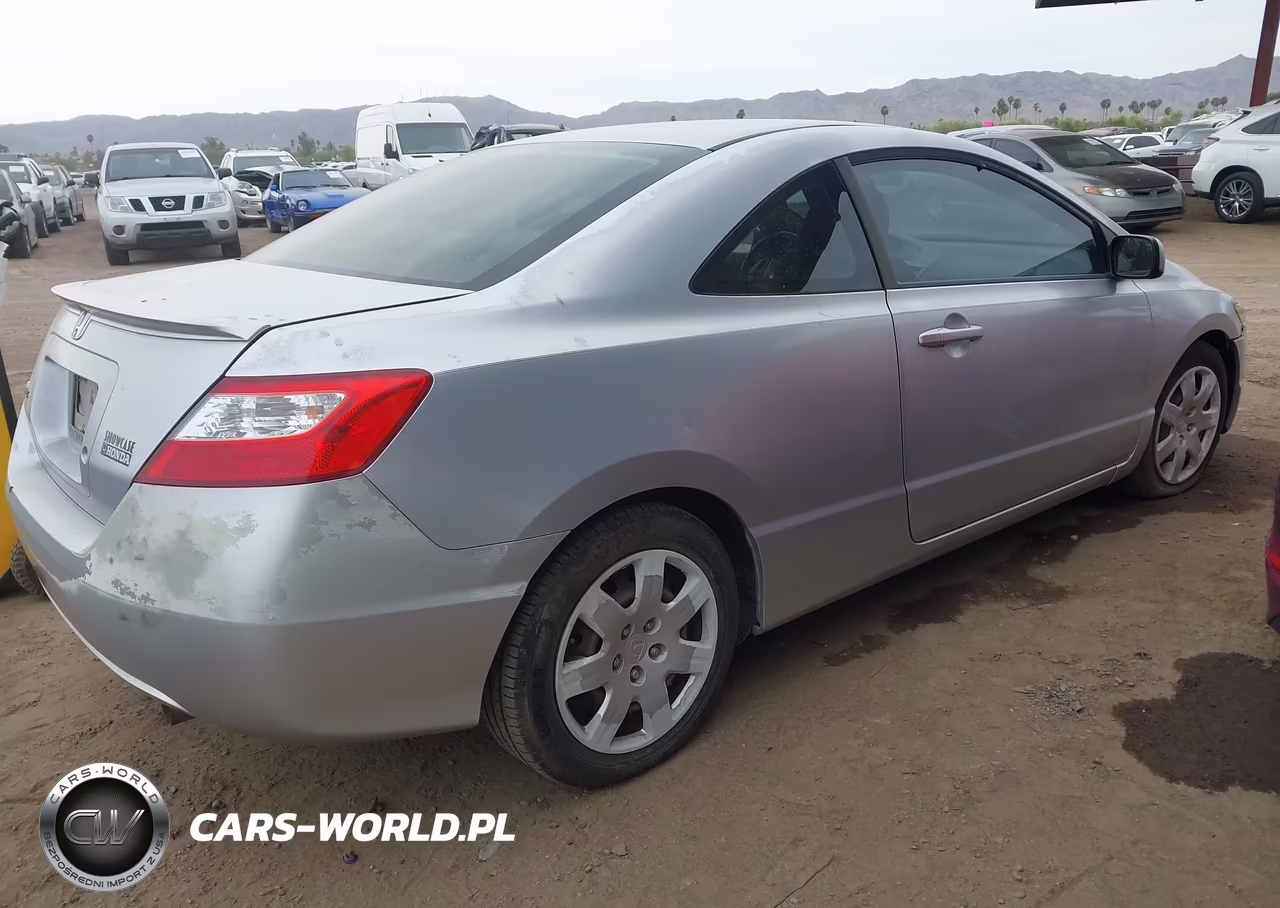 2008 Honda Civic Lx VIN:2HGFG12628H526555 - 4