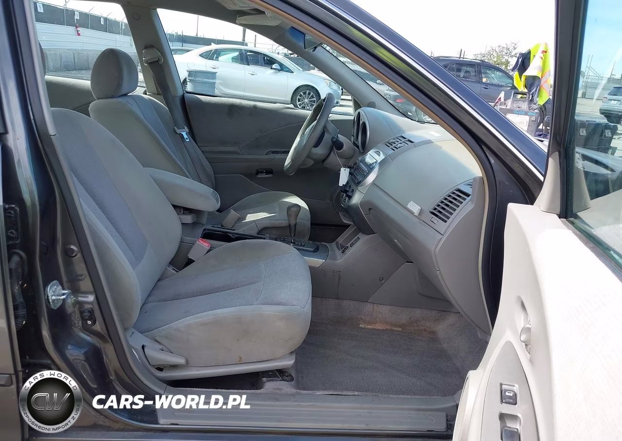 2004 Nissan Altima 2.5 S VIN:1N4AL11D24C144484 - 5