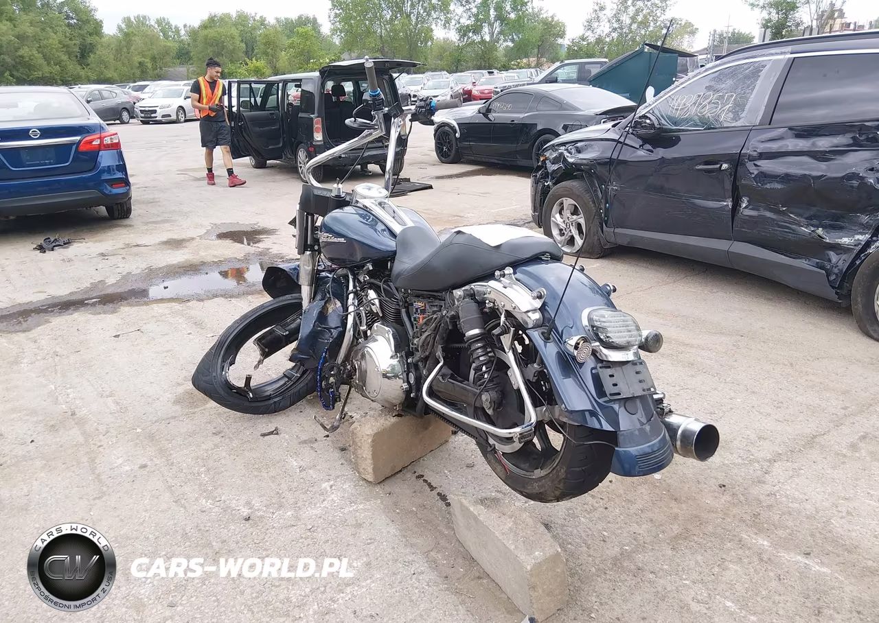 2009 Harley-Davidson Flhx VIN:1HD1KB4109Y658542 - 3