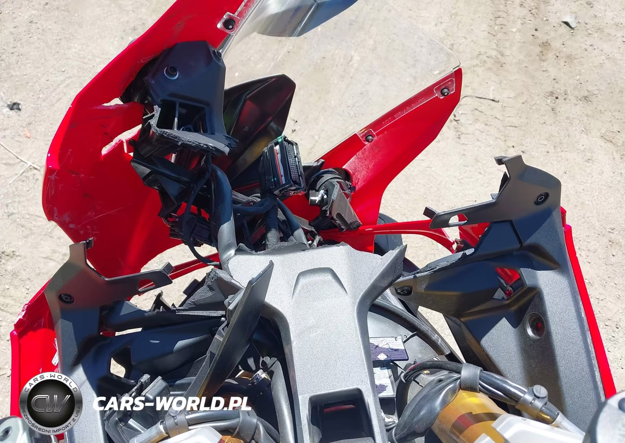 2025 Ducati Panigale V2-V2 S VIN:ZDMHAU8T6SB002272 - 7