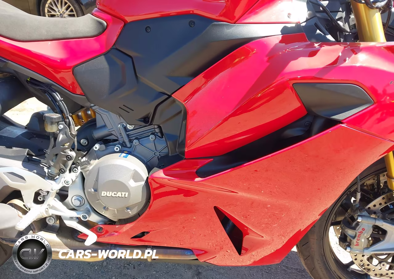 2025 Ducati Panigale V2-V2 S VIN:ZDMHAU8T6SB002272 - 8