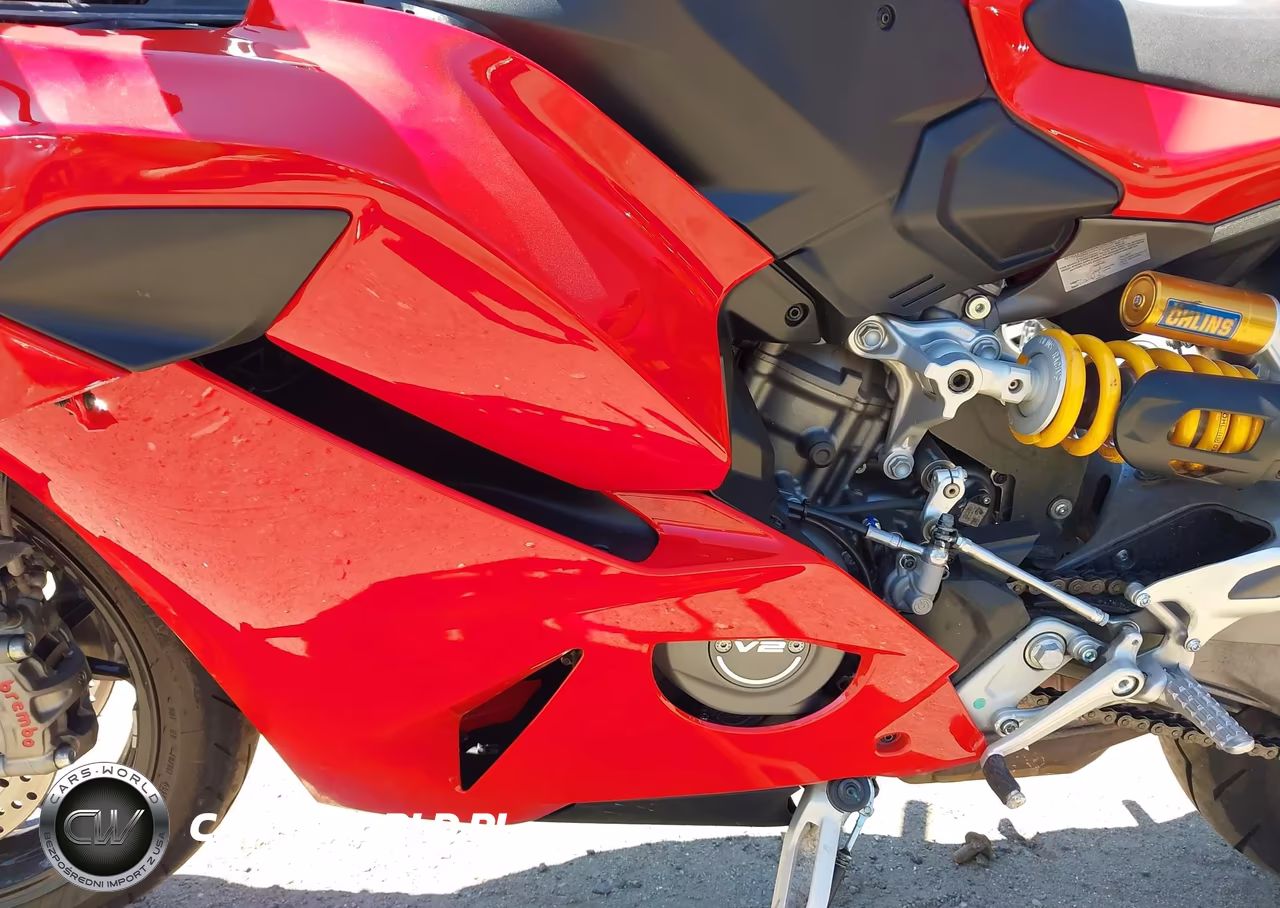 2025 Ducati Panigale V2-V2 S VIN:ZDMHAU8T6SB002272 - 9