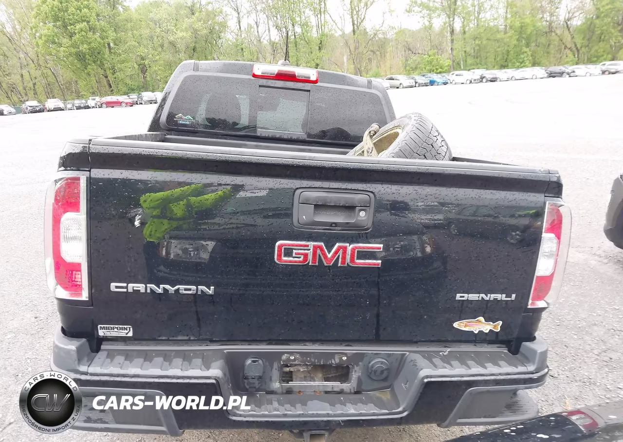 2018 GMC Canyon Denali VIN:1GTG6EEN3J1320388 - 17