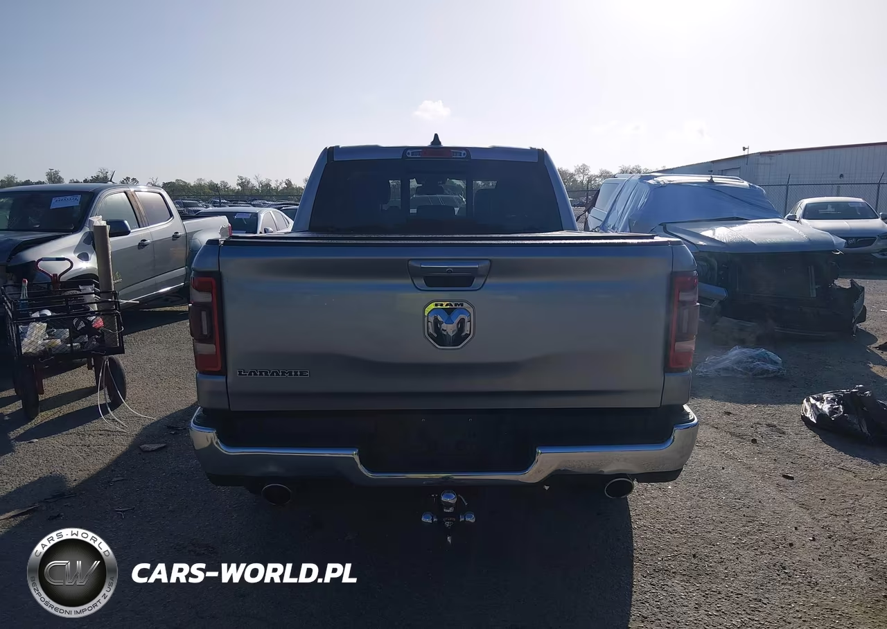 2019 Ram 1500 Laramie 4X2 5'7 Box VIN:1C6RREJT6KN821927 - 16