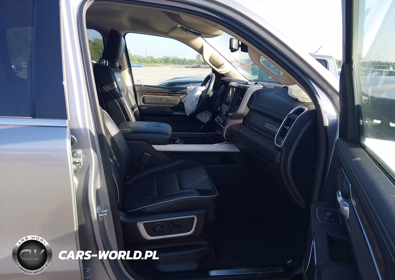 2019 Ram 1500 Laramie 4X2 5'7 Box VIN:1C6RREJT6KN821927 - 5