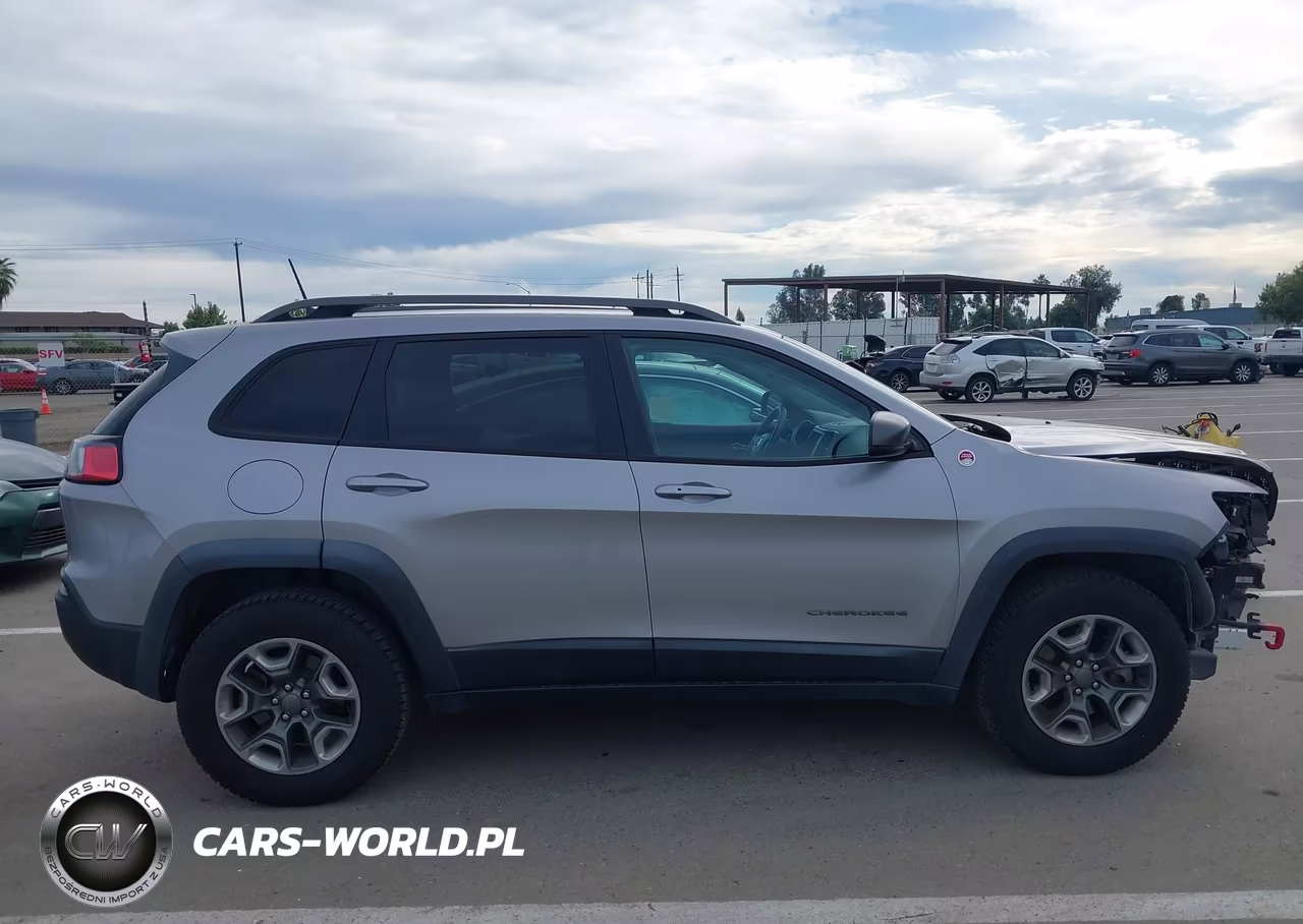 2019 Jeep Cherokee Trailhawk 4X4 VIN:1C4PJMBXXKD461733 - 14