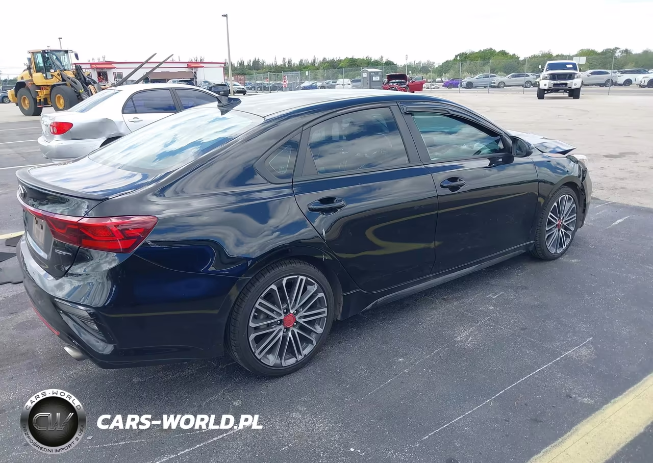 2021 Kia Forte Gt VIN:3KPF44AC0ME334525 - 4