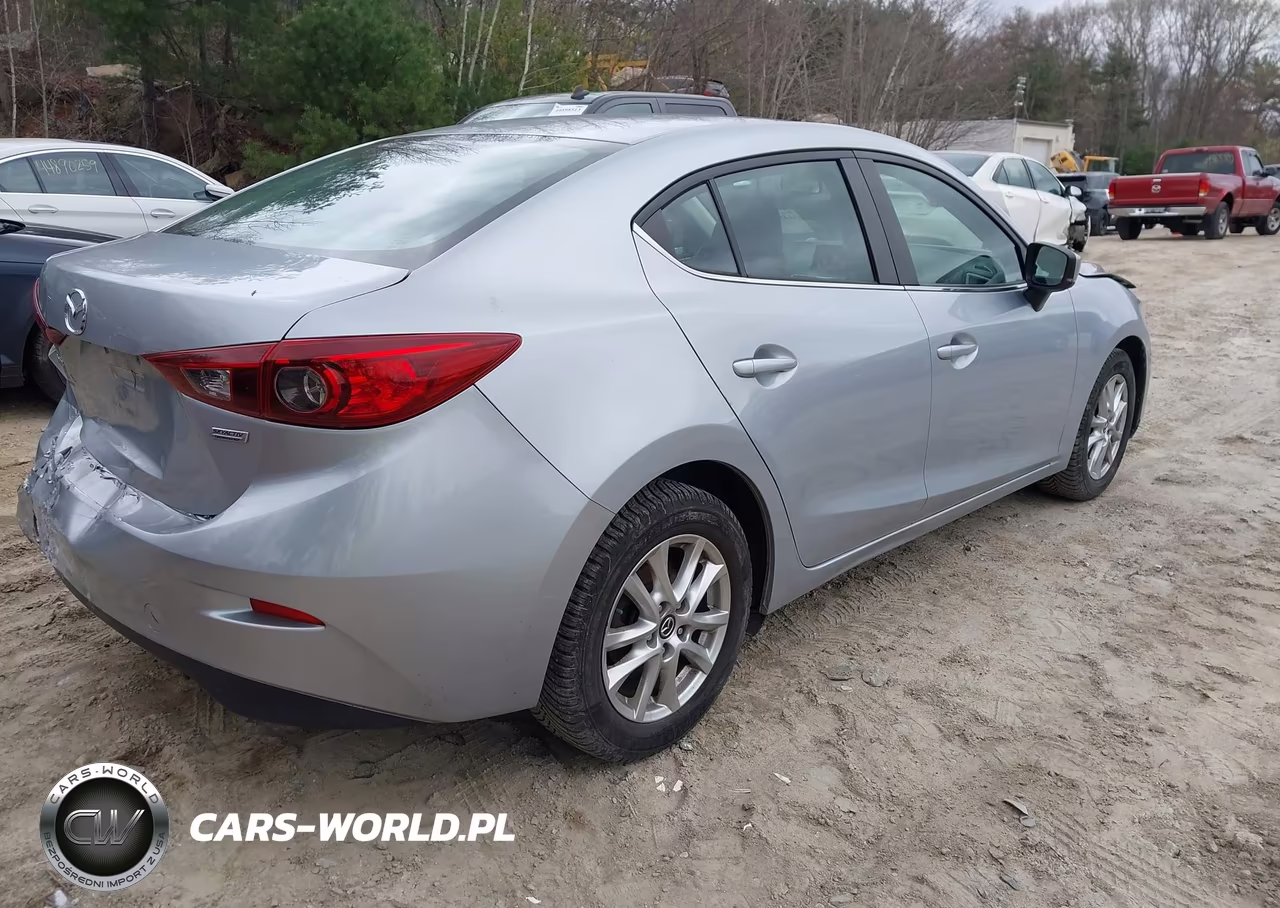 2017 Mazda Mazda3 Sport VIN:3MZBN1U76HM115232 - 4