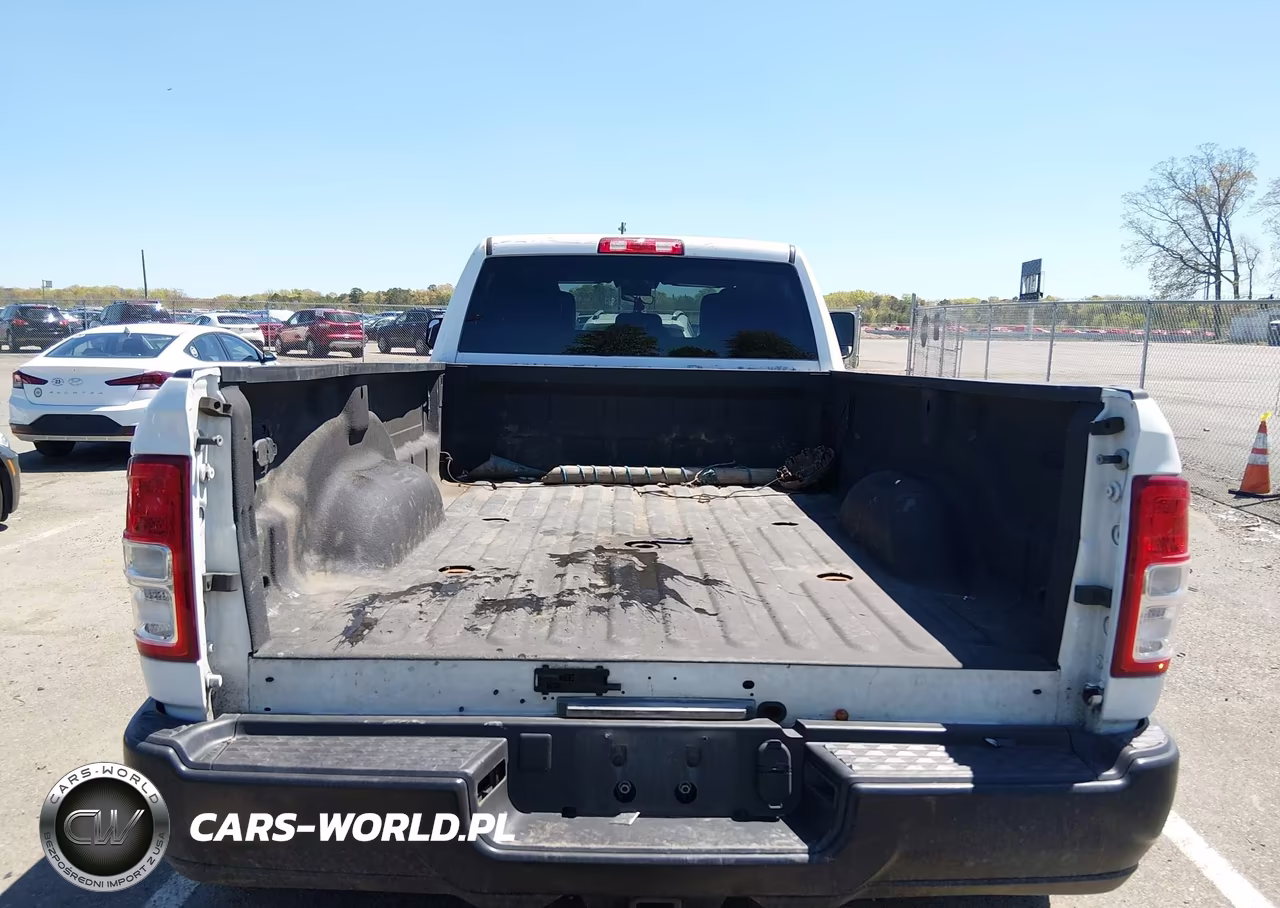 2022 Ram 3500 Tradesman 4X4 8' Box VIN:3C63RRGL7NG104826 - 15
