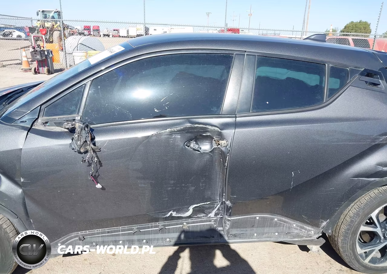 2019 Toyota C-Hr Xle VIN:NMTKHMBX8KR091908 - 14