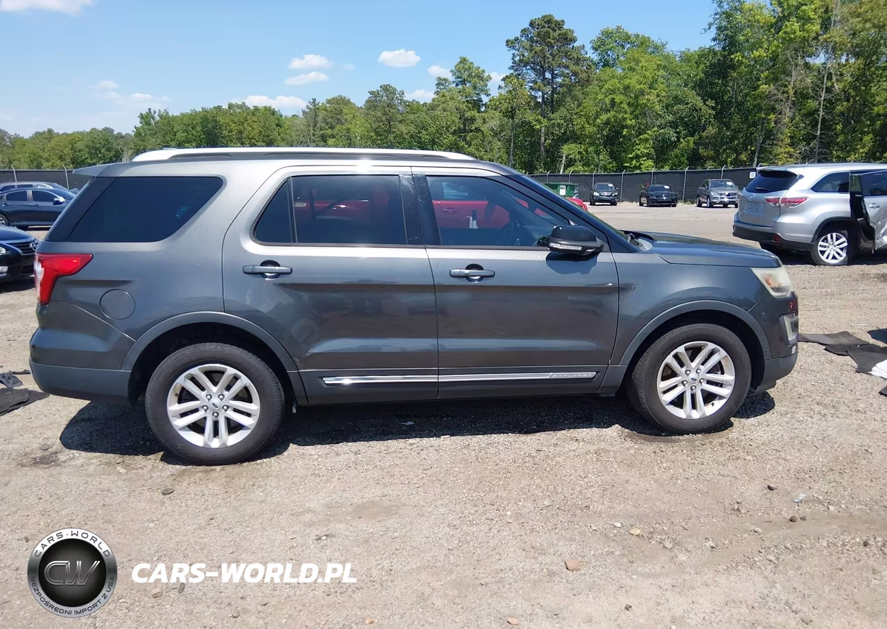 2017 Ford Explorer Xlt VIN:1FM5K7DH0HGA58844 - 14