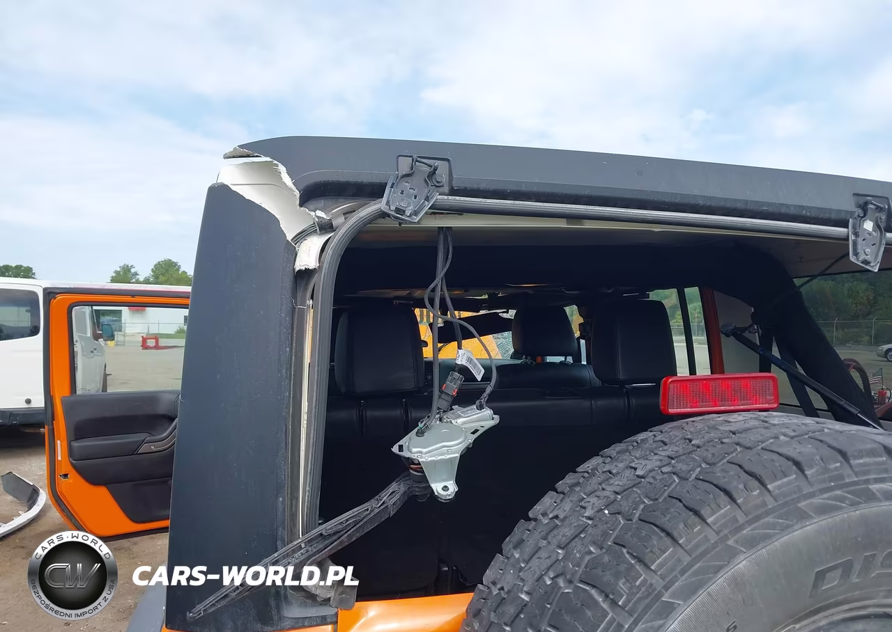 2012 Jeep Wrangler Unlimited Sport VIN:1C4BJWDG1CL273791 - 6