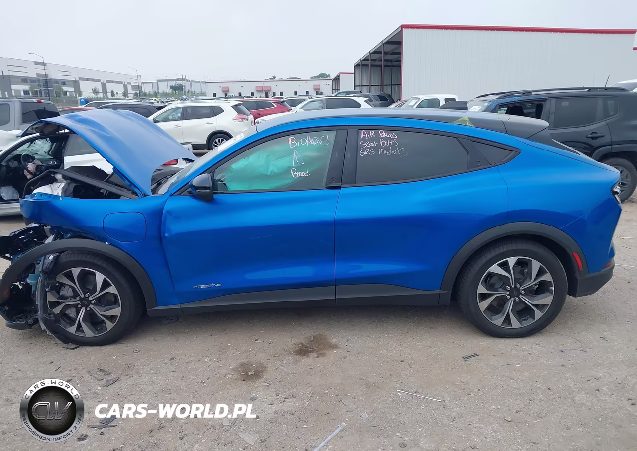 2025 Ford Mustang Mach-E Select VIN:3FMTK1R48SMA09785 - 14