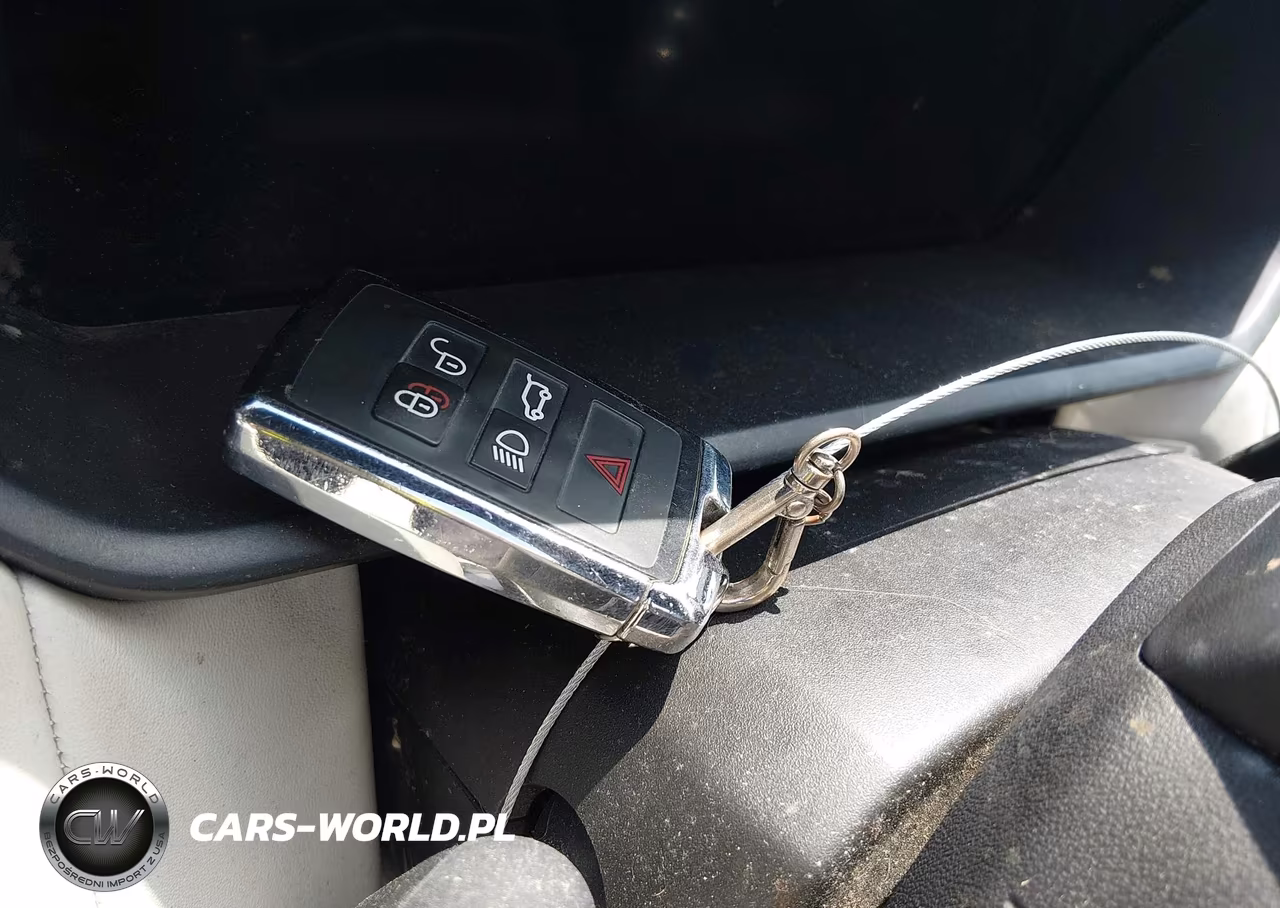 2018 Land Rover Discovery Hse VIN:SALRR2RVXJA073422 - 11