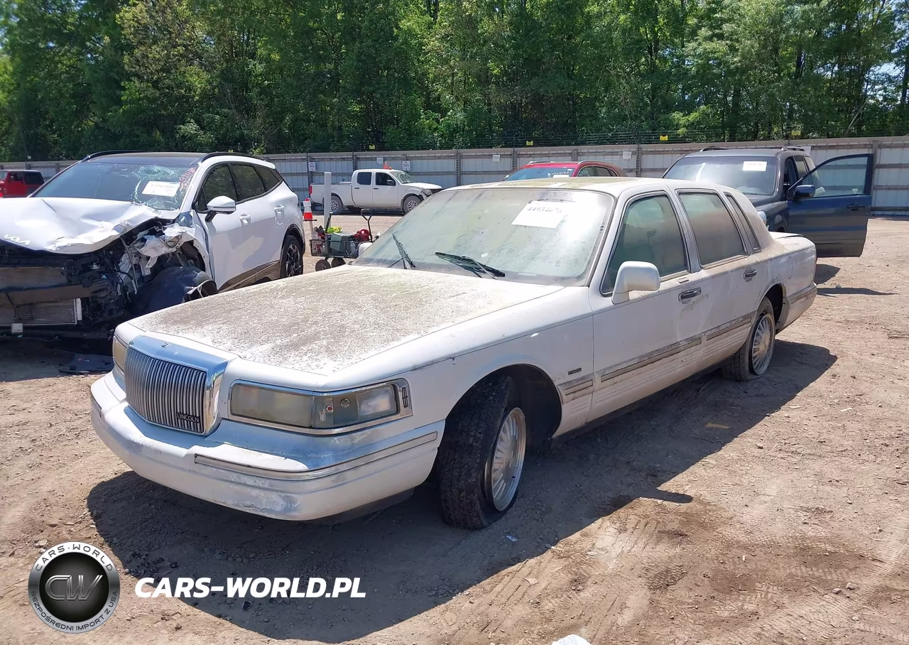 1996 Lincoln Town Car Sgn-Dmnd Anv-Cypress-Jn VIN:1LNLM82W8TY633588 - 2