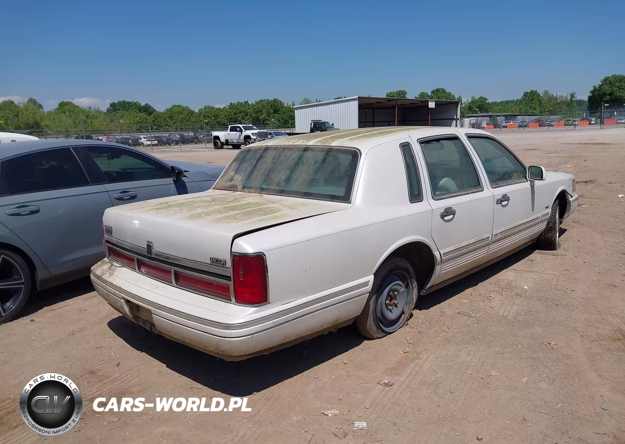 1996 Lincoln Town Car Sgn-Dmnd Anv-Cypress-Jn VIN:1LNLM82W8TY633588 - 4