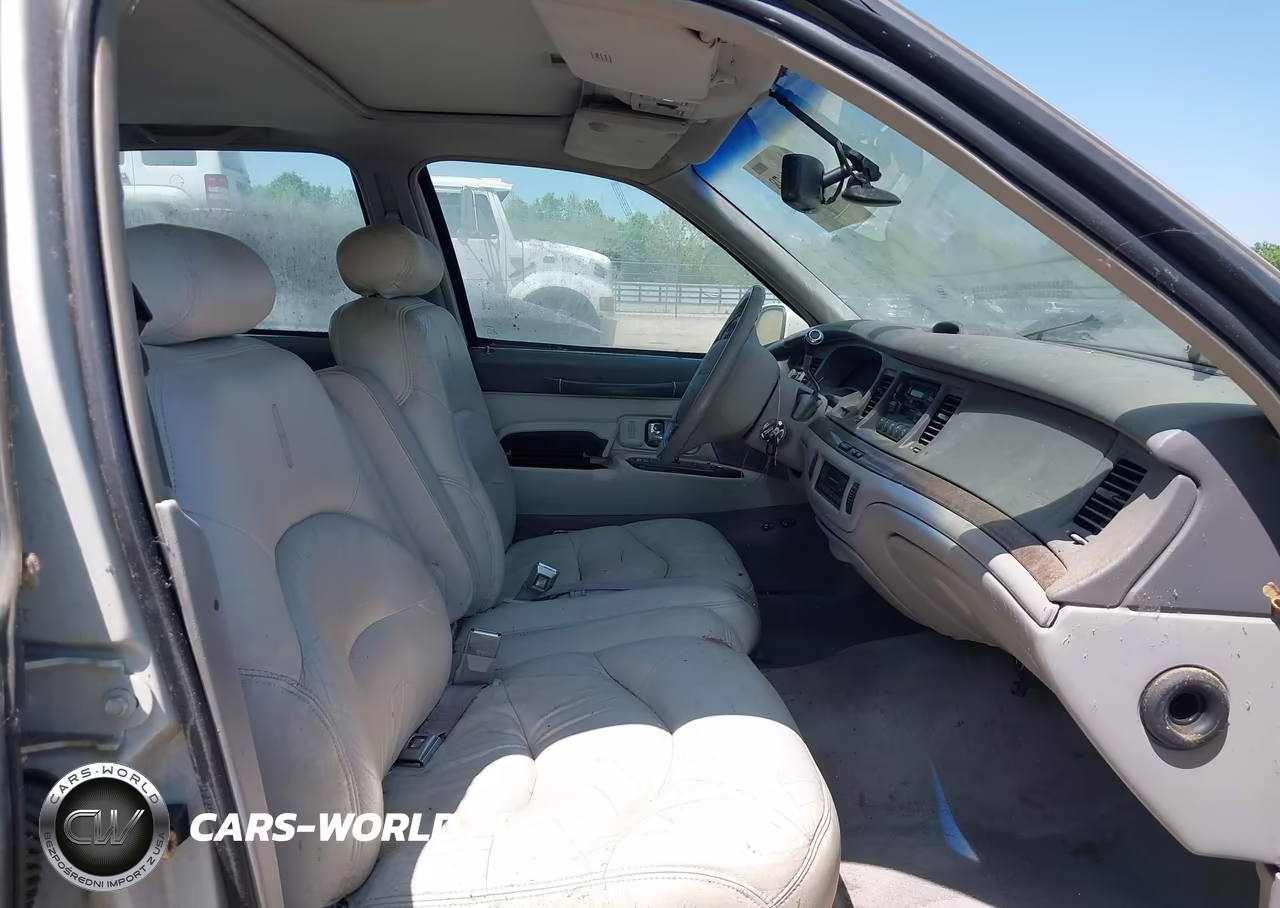 1996 Lincoln Town Car Sgn-Dmnd Anv-Cypress-Jn VIN:1LNLM82W8TY633588 - 5