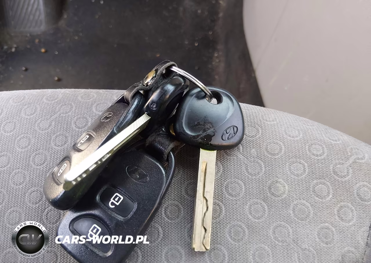 2013 Hyundai Accent Se VIN:KMHCU5AE6DU073652 - 11
